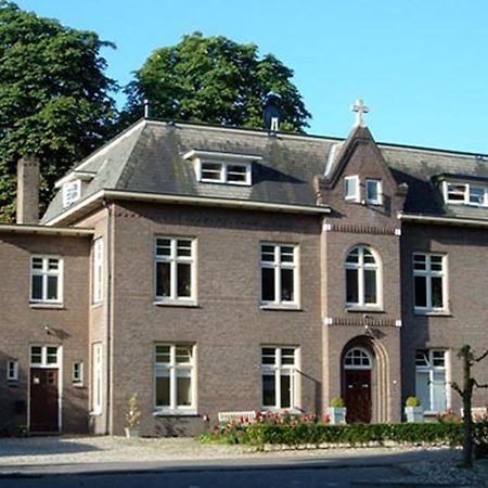 Gasthuis Pension Via Quidam Vaassen Esterno foto